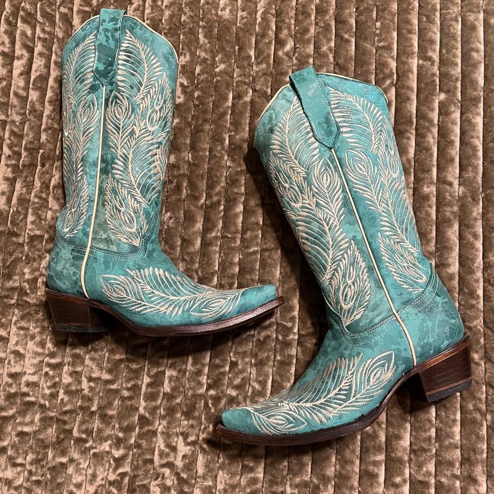 Circle G By Corral Turquoise Snip Toe Western Boots Size 7M Women’s